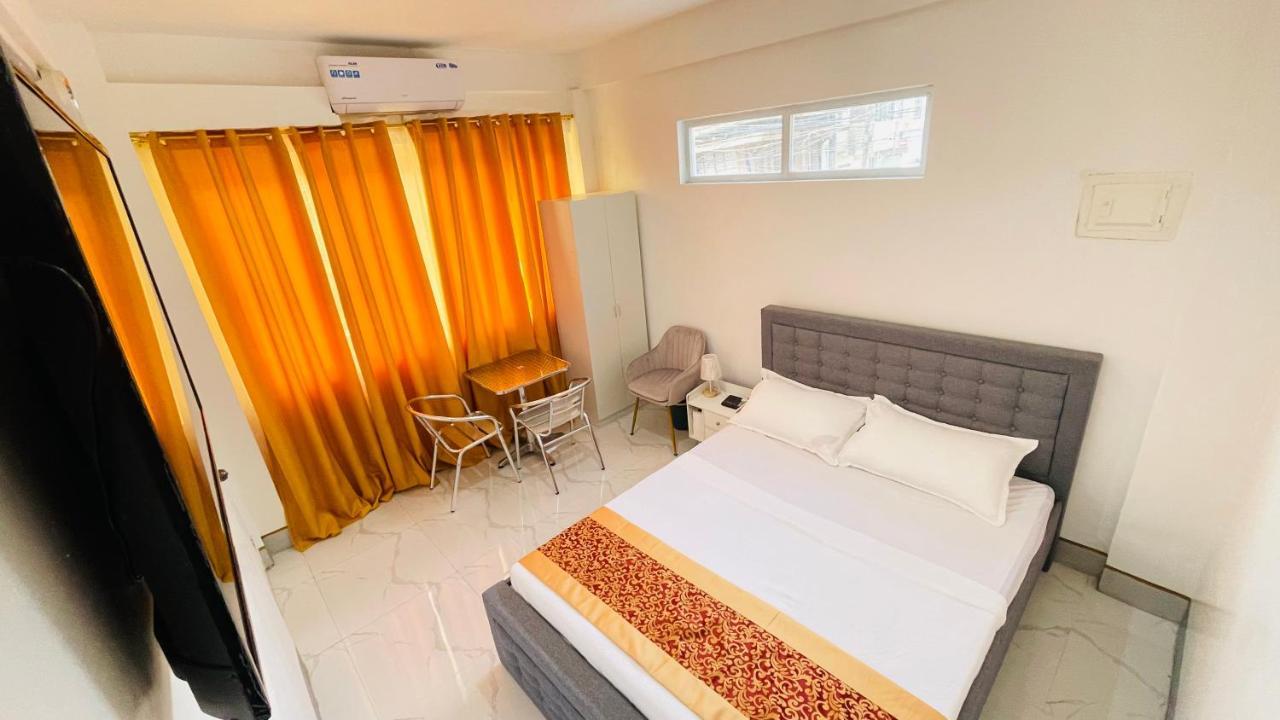 Legends Hotel & Restaurant - Lemery And Taal Bagian luar foto