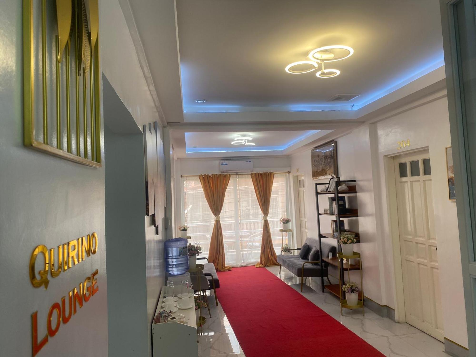 Legends Hotel & Restaurant - Lemery And Taal Bagian luar foto